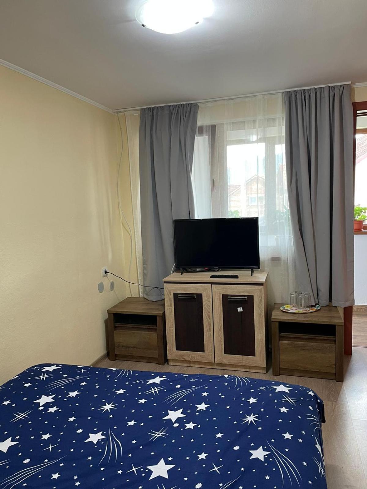 Casa Noastra Appartement Călimăneşti Buitenkant foto